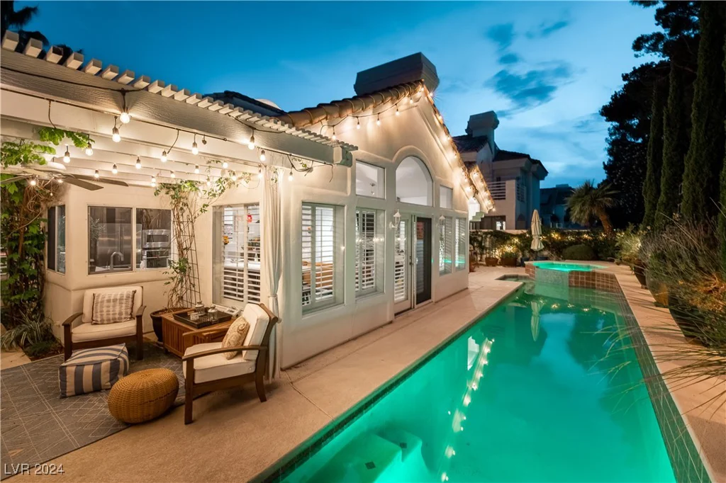 8128 Bay Harbor, Las Vegas, NV 89128