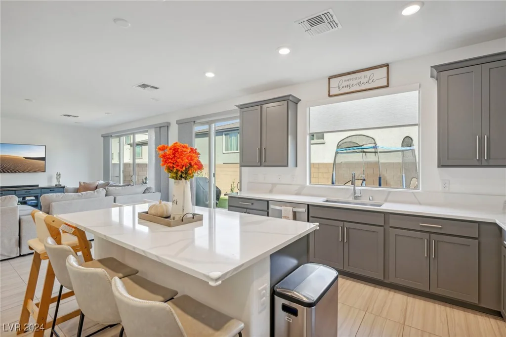 10172 Magnolia Creek, Las Vegas, NV 89141