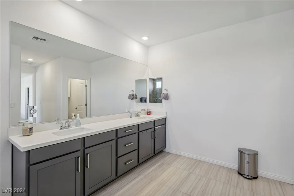 10172 Magnolia Creek, Las Vegas, NV 89141