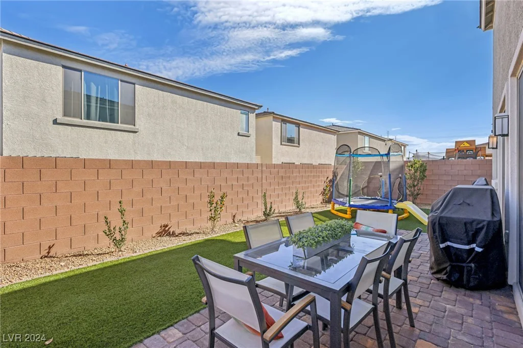 10172 Magnolia Creek, Las Vegas, NV 89141