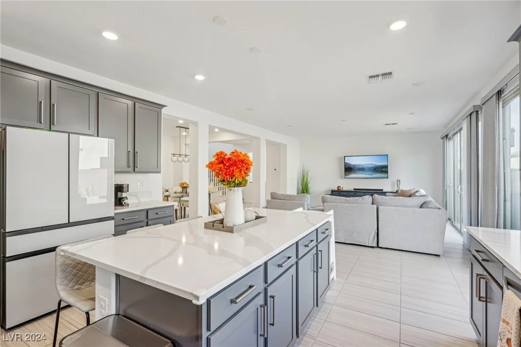 10172 Magnolia Creek, Las Vegas, NV 89141