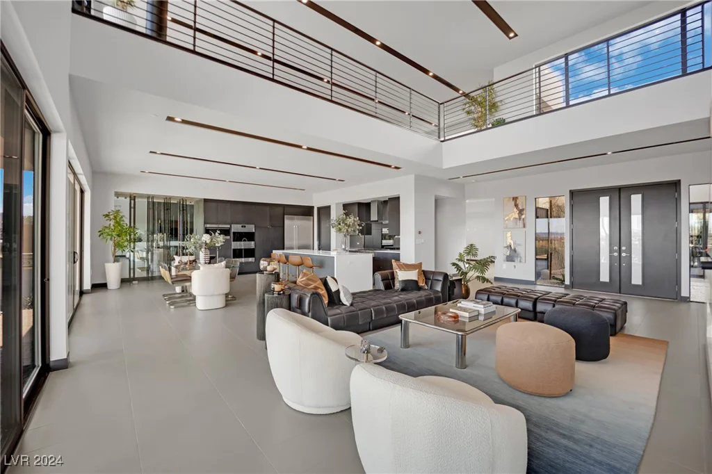 28 Rainbow Point, Henderson, NV 89011