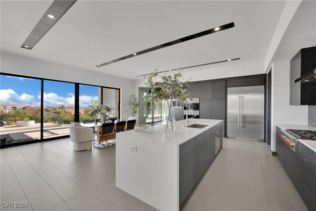 28 Rainbow Point, Henderson, NV 89011