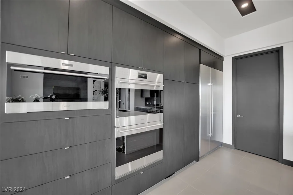 28 Rainbow Point, Henderson, NV 89011