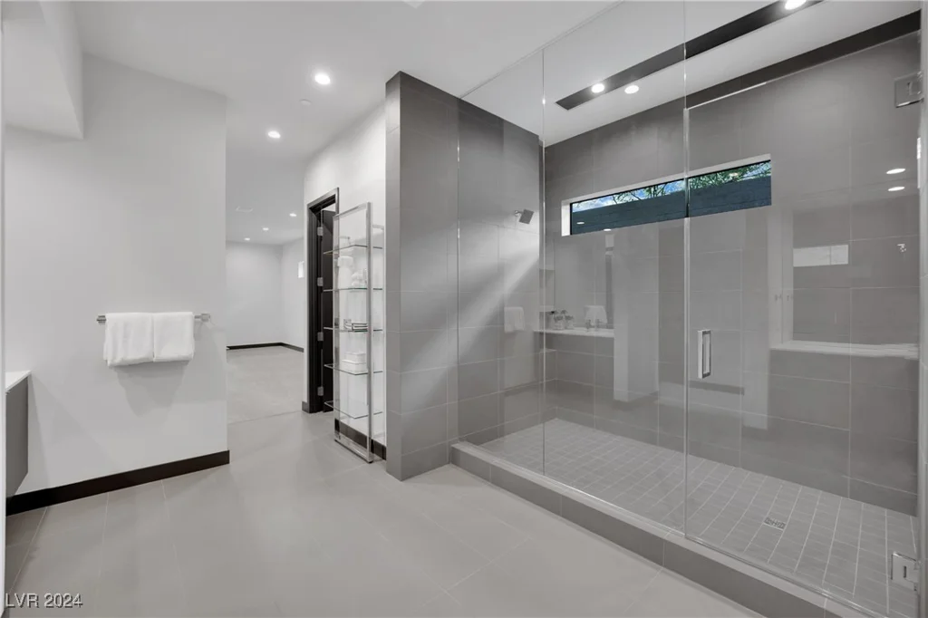 28 Rainbow Point, Henderson, NV 89011