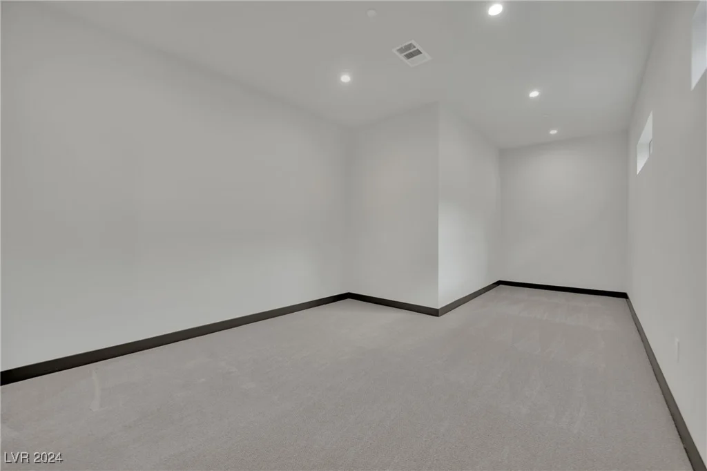 28 Rainbow Point, Henderson, NV 89011