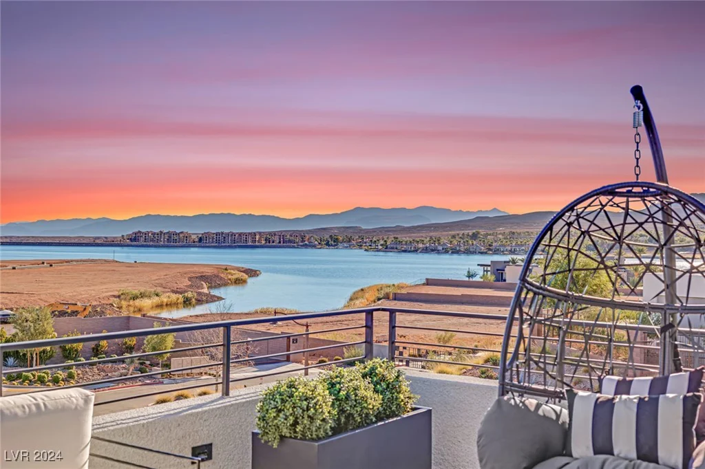 28 Rainbow Point, Henderson, NV 89011