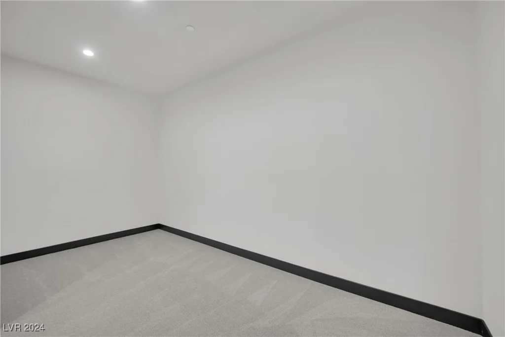 28 Rainbow Point, Henderson, NV 89011