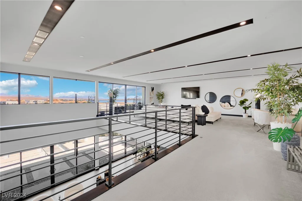 28 Rainbow Point, Henderson, NV 89011