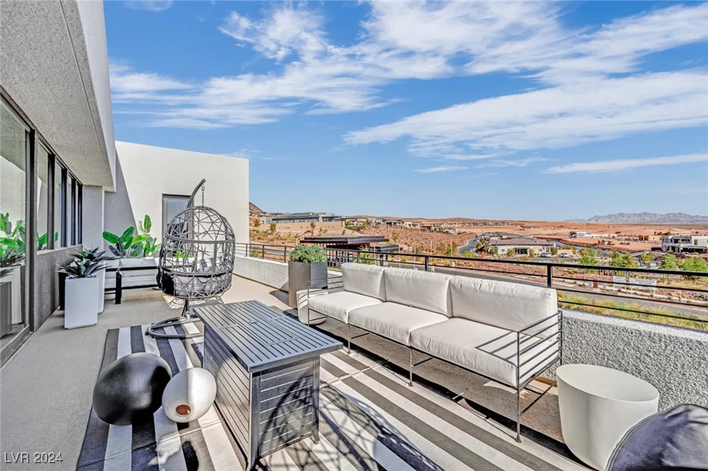 28 Rainbow Point, Henderson, NV 89011