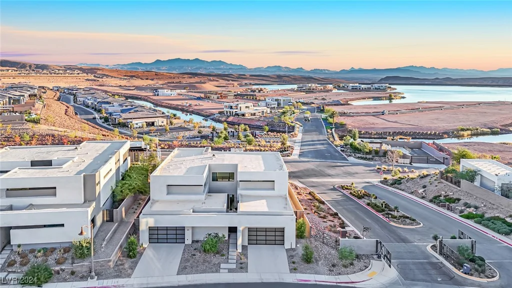 28 Rainbow Point, Henderson, NV 89011