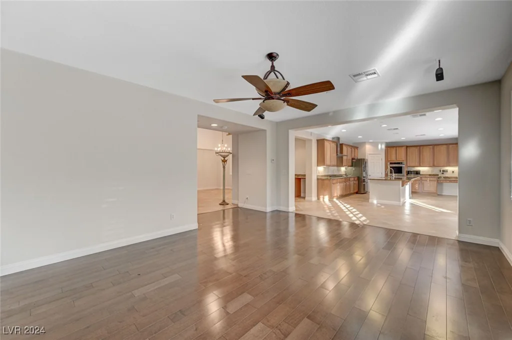 7943 Sleeping Lily, Las Vegas, NV 89178