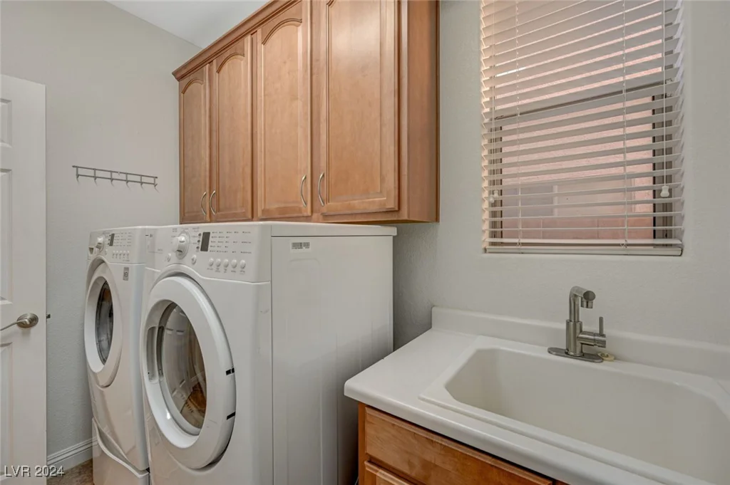 7943 Sleeping Lily, Las Vegas, NV 89178