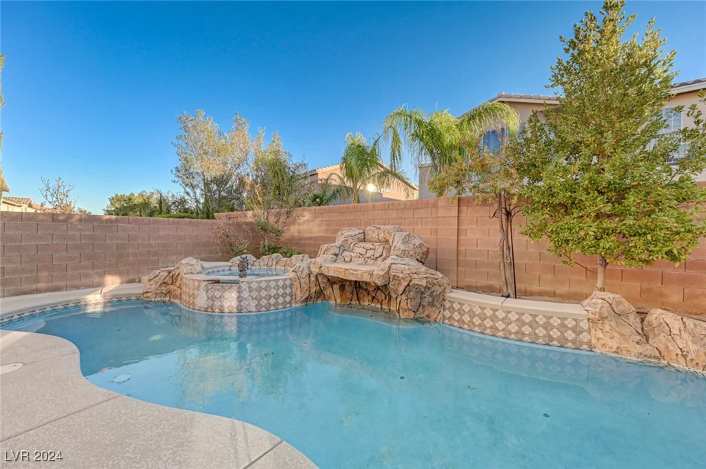 7943 Sleeping Lily, Las Vegas, NV 89178