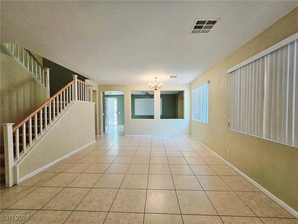1805 Running Fawn, North Las Vegas, NV 89031