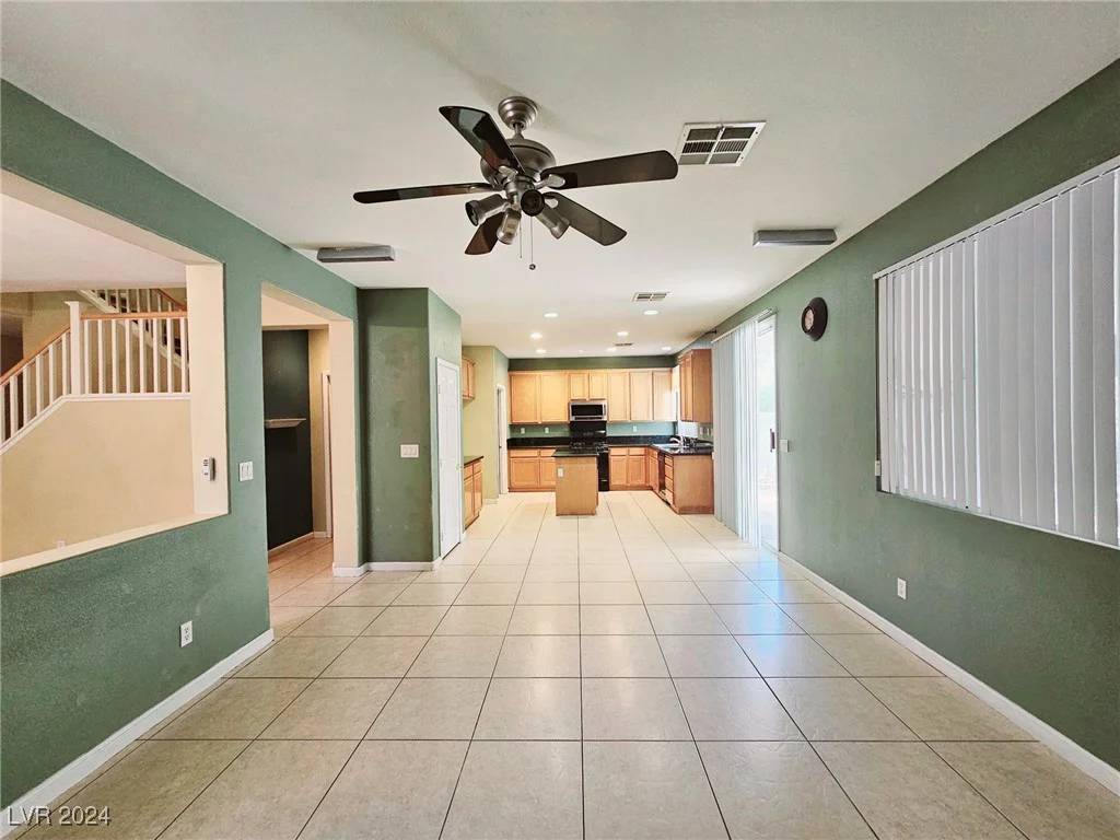 1805 Running Fawn, North Las Vegas, NV 89031
