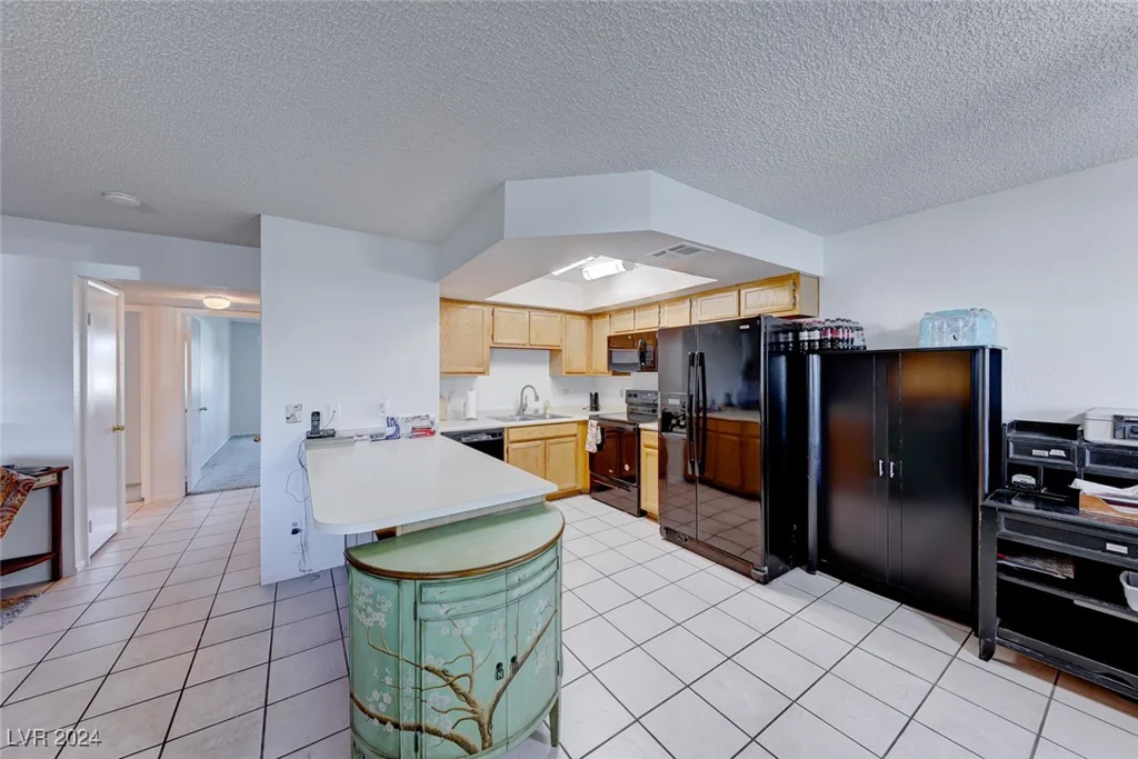 1320 Keifer, Las Vegas, NV 89128