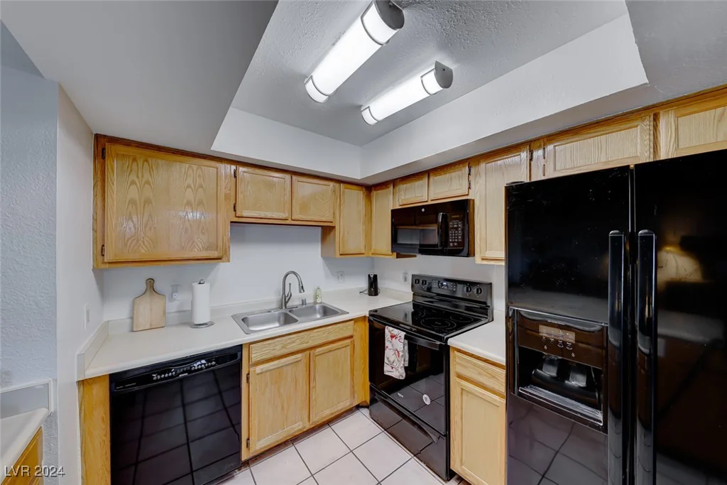 1320 Keifer, Las Vegas, NV 89128