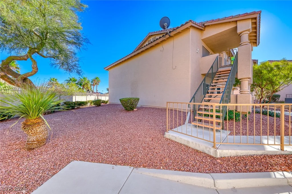 1320 Keifer, Las Vegas, NV 89128