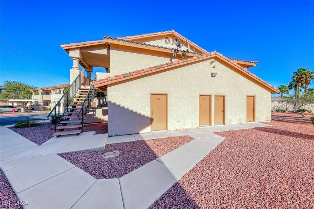1320 Keifer, Las Vegas, NV 89128