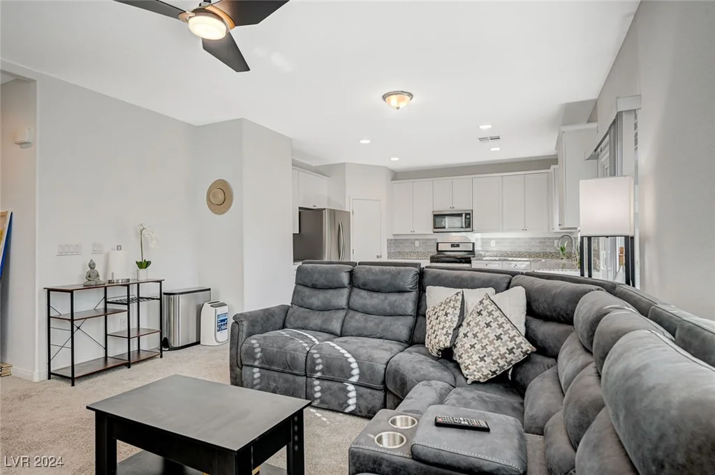 6223 Hamilton, Las Vegas, NV 89122