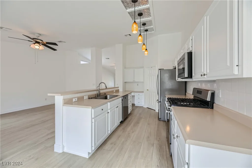 1153 Gallant Fox, Henderson, NV 89015