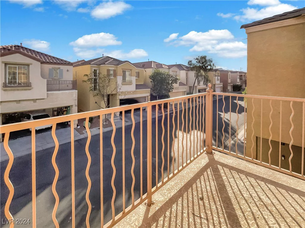 6624 Hathersage, Las Vegas, NV 89139