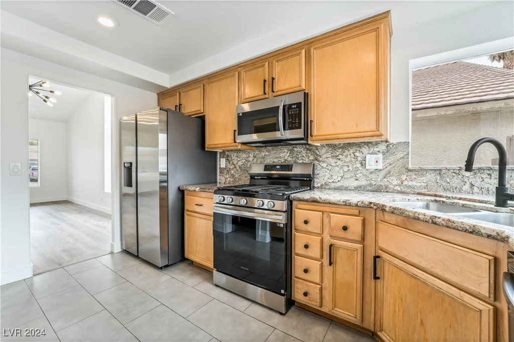5301 Clouds Rest, Las Vegas, NV 89108