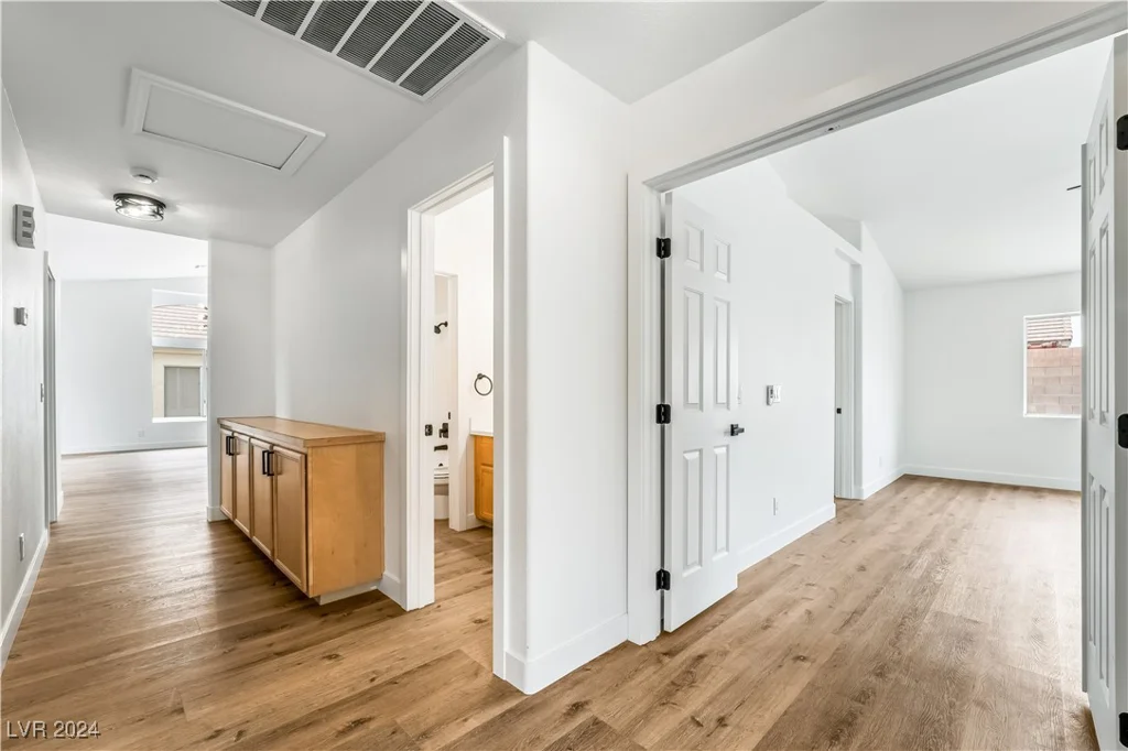 5301 Clouds Rest, Las Vegas, NV 89108