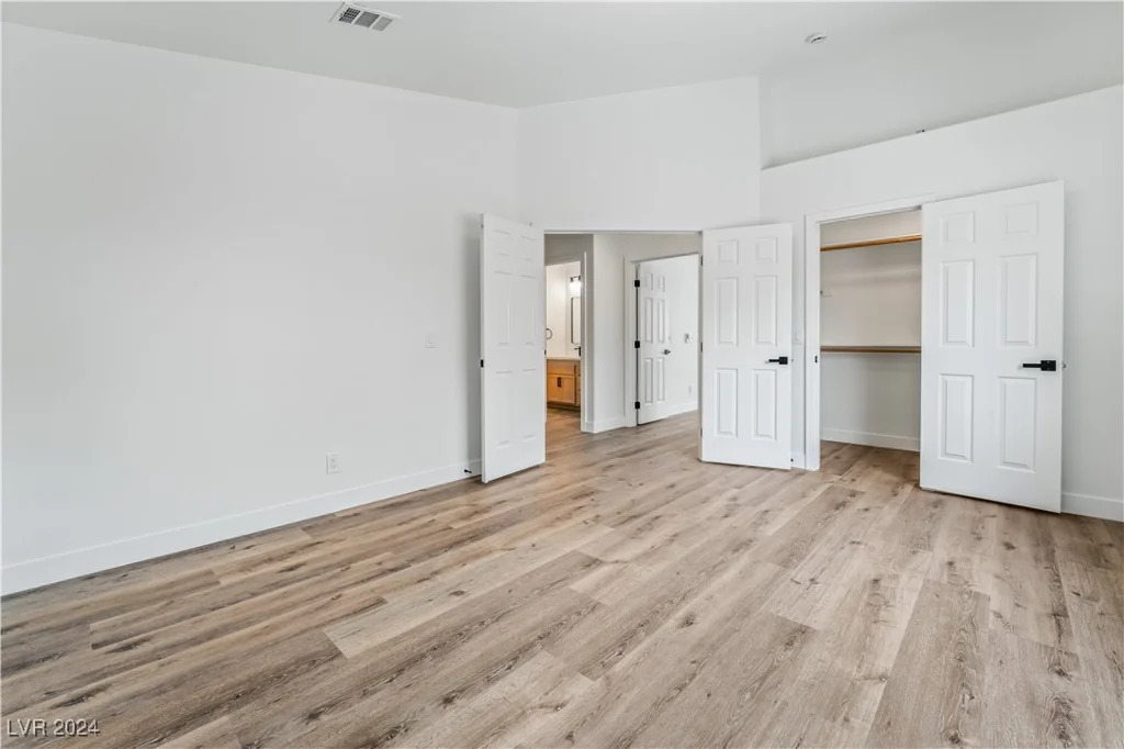 5301 Clouds Rest, Las Vegas, NV 89108