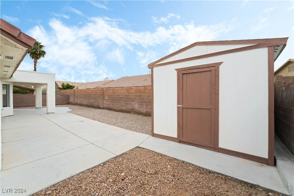 5301 Clouds Rest, Las Vegas, NV 89108