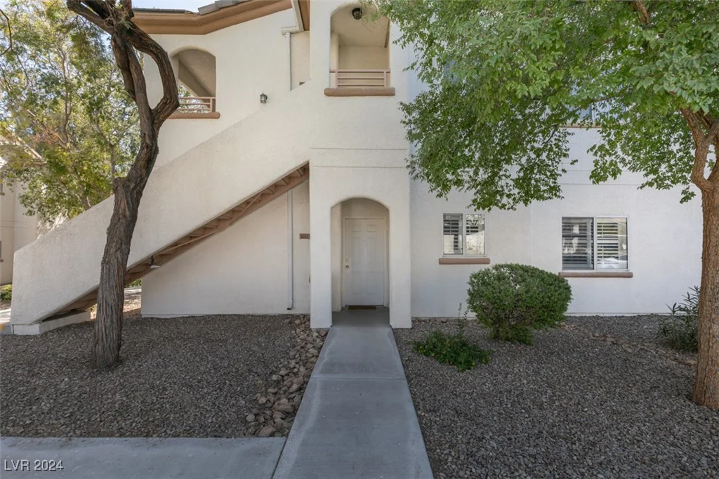 5655 Sahara, Las Vegas, NV 89142