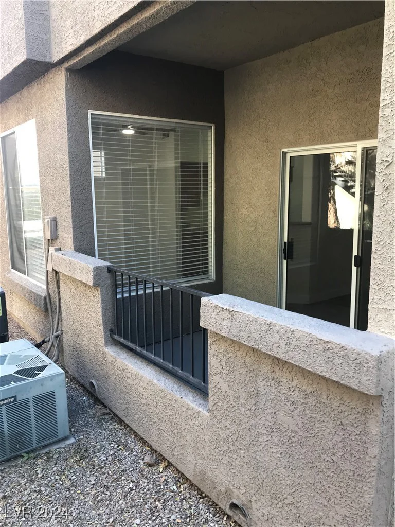 4400 Jones, Las Vegas, NV 89103