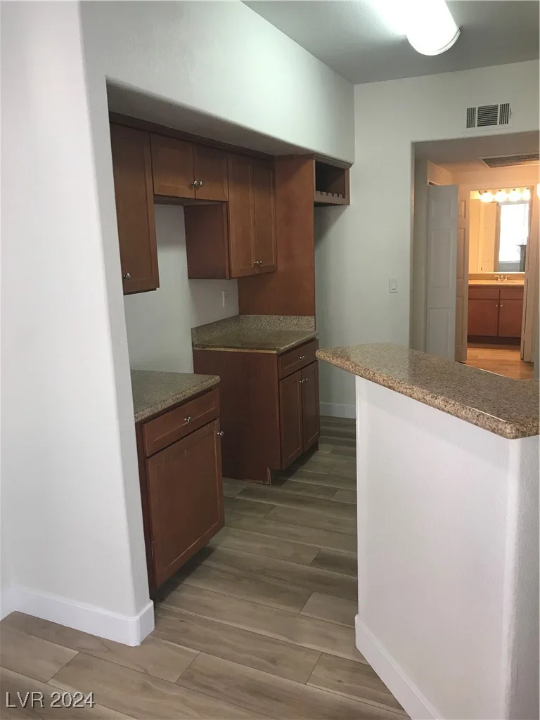 4400 Jones, Las Vegas, NV 89103