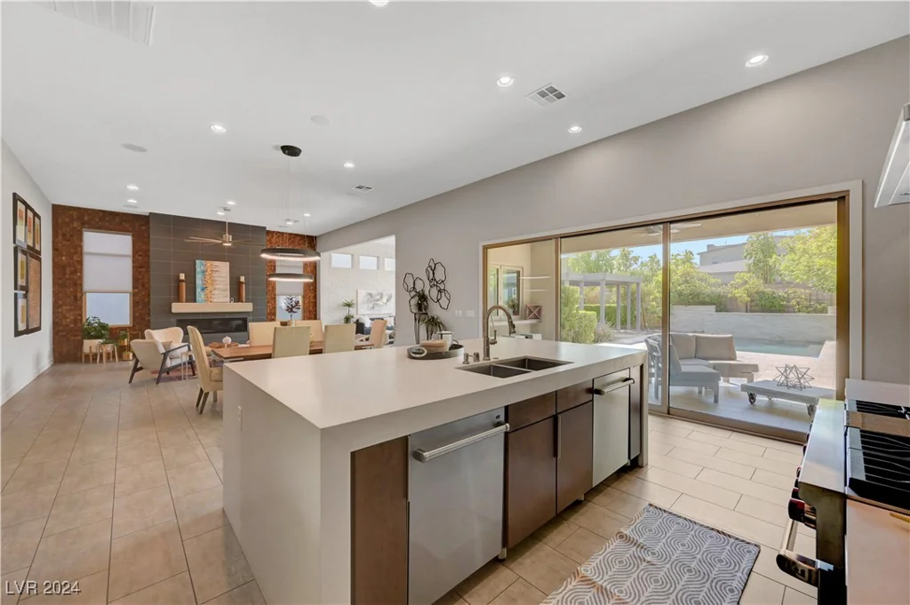 7859 Wigwam, Las Vegas, NV 89113