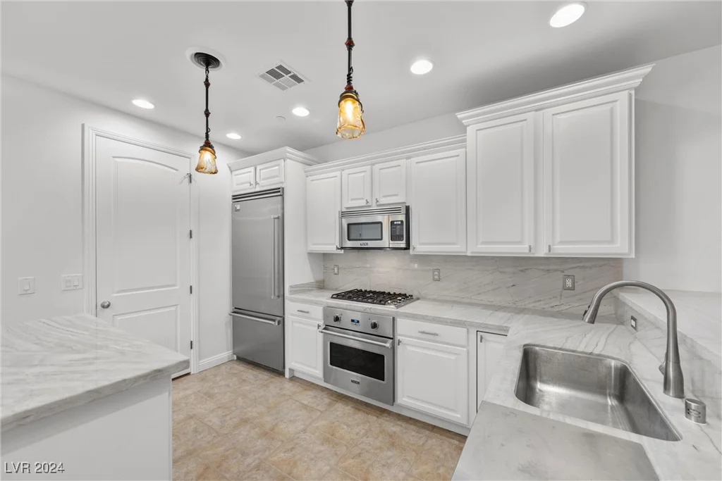 1159 Calcione, Henderson, NV 89011