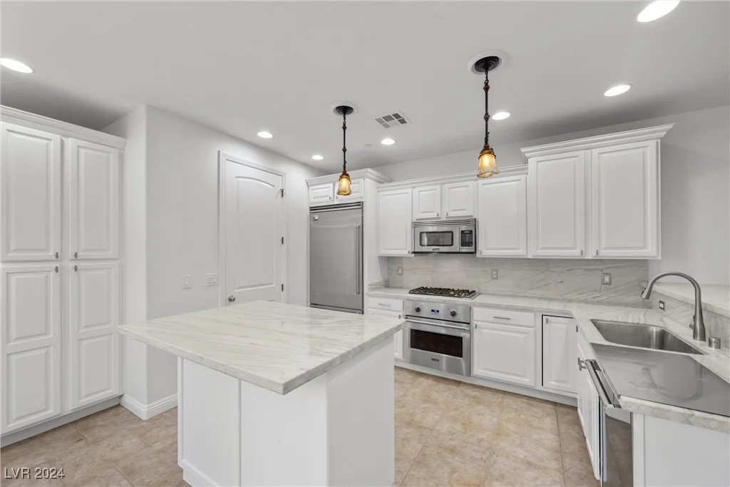 1159 Calcione, Henderson, NV 89011
