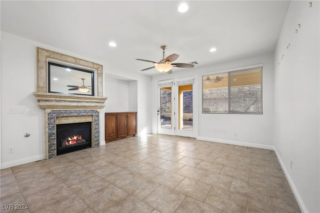 1159 Calcione, Henderson, NV 89011