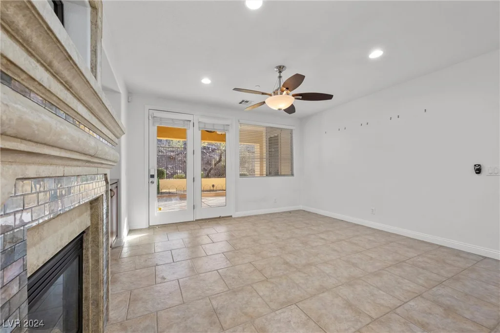 1159 Calcione, Henderson, NV 89011