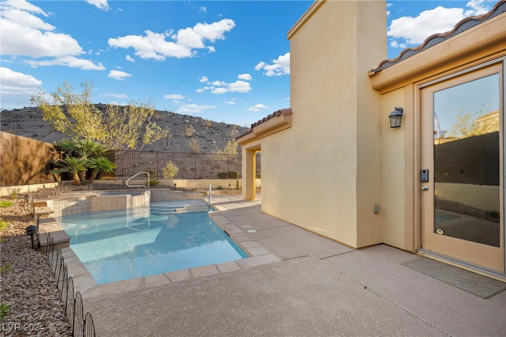 1159 Calcione, Henderson, NV 89011