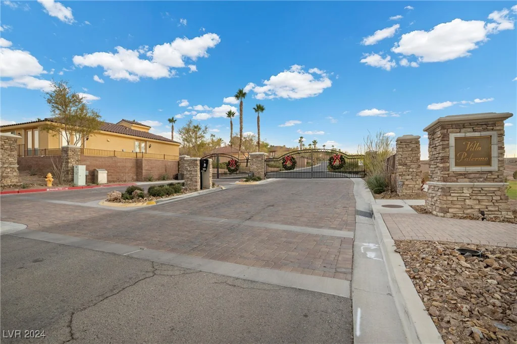 1159 Calcione, Henderson, NV 89011