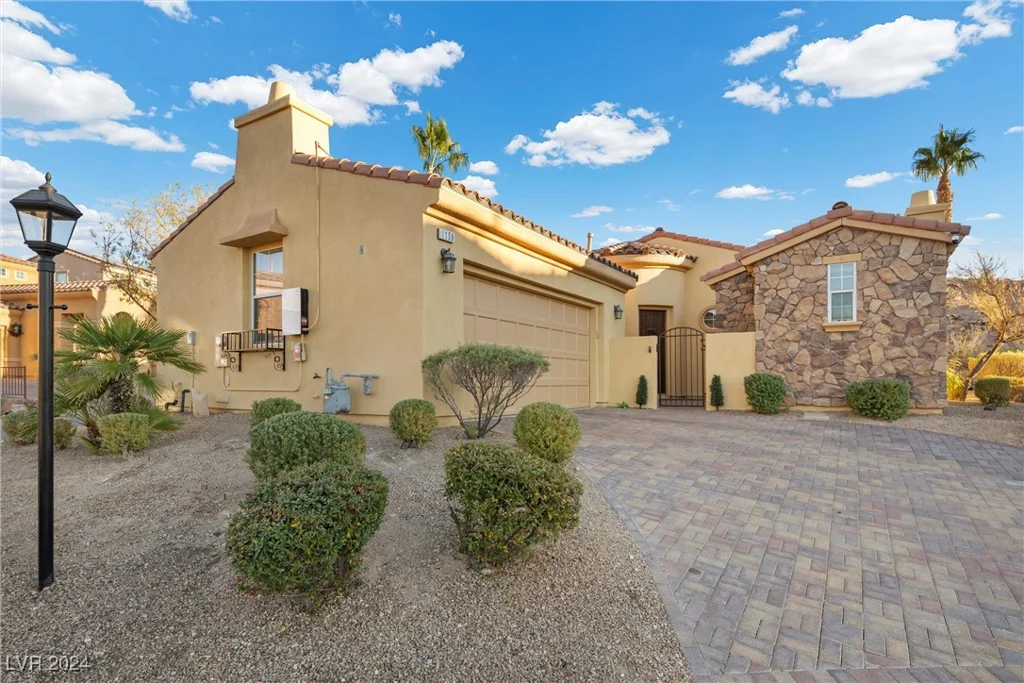 1159 Calcione, Henderson, NV 89011