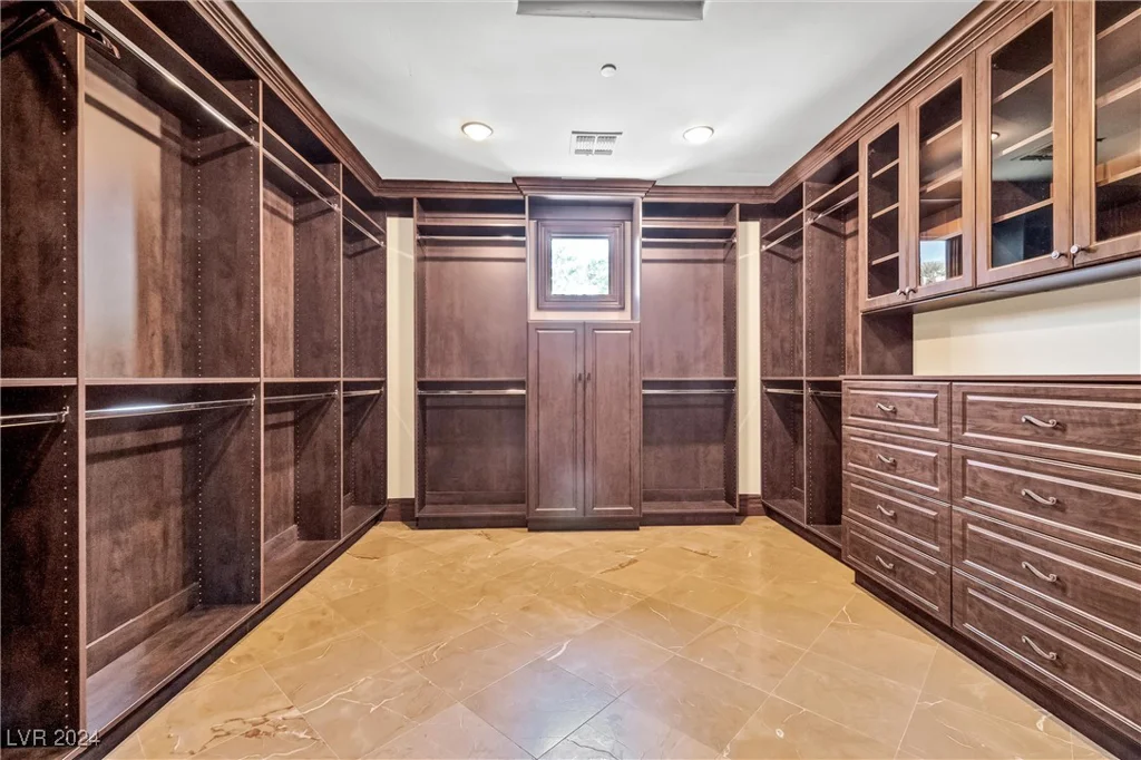22 Augusta Canyon, Las Vegas, NV 89141