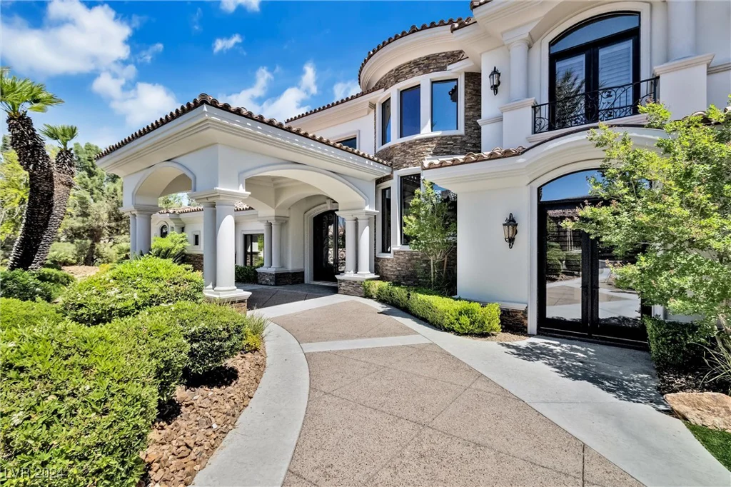 22 Augusta Canyon, Las Vegas, NV 89141
