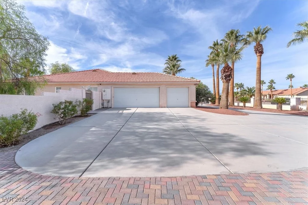 4045 Ford, Las Vegas, NV 89139