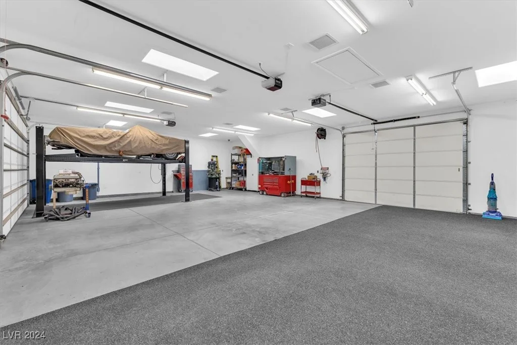 4045 Ford, Las Vegas, NV 89139