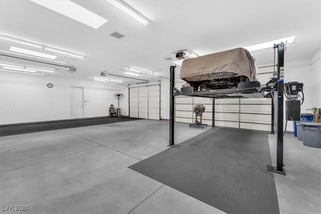 4045 Ford, Las Vegas, NV 89139