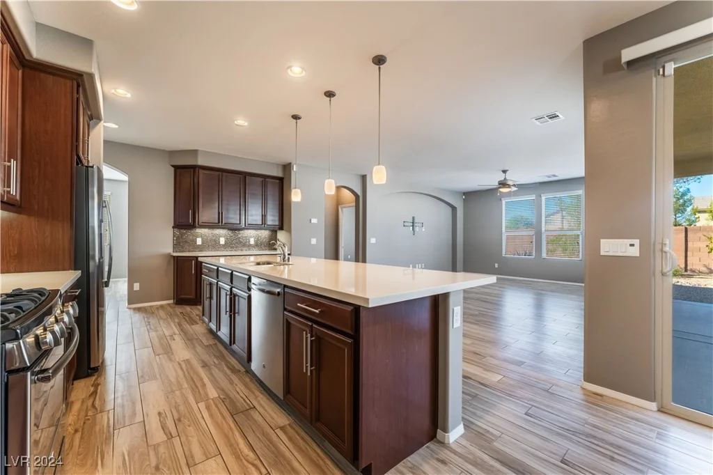 5709 Pleasant Palms, North Las Vegas, NV 89081