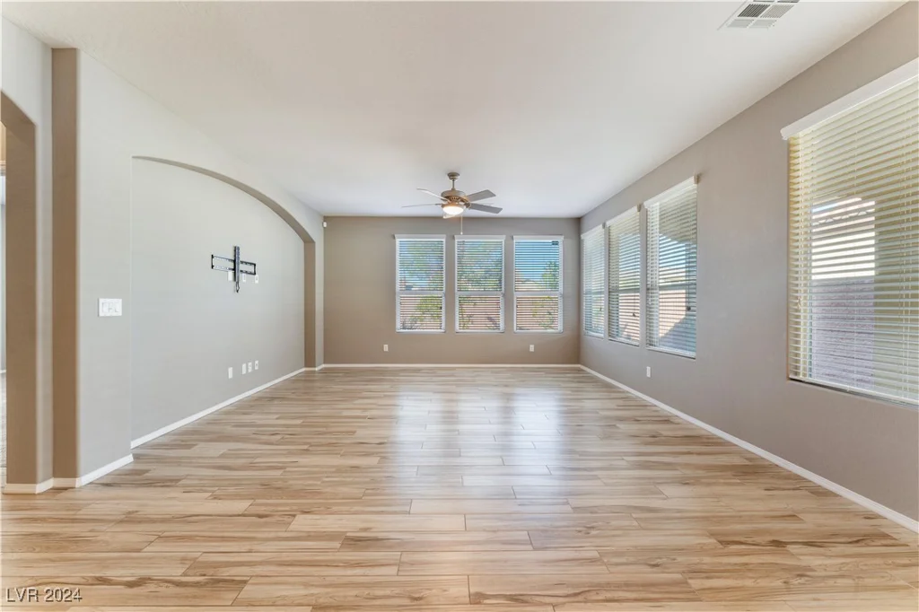 5709 Pleasant Palms, North Las Vegas, NV 89081