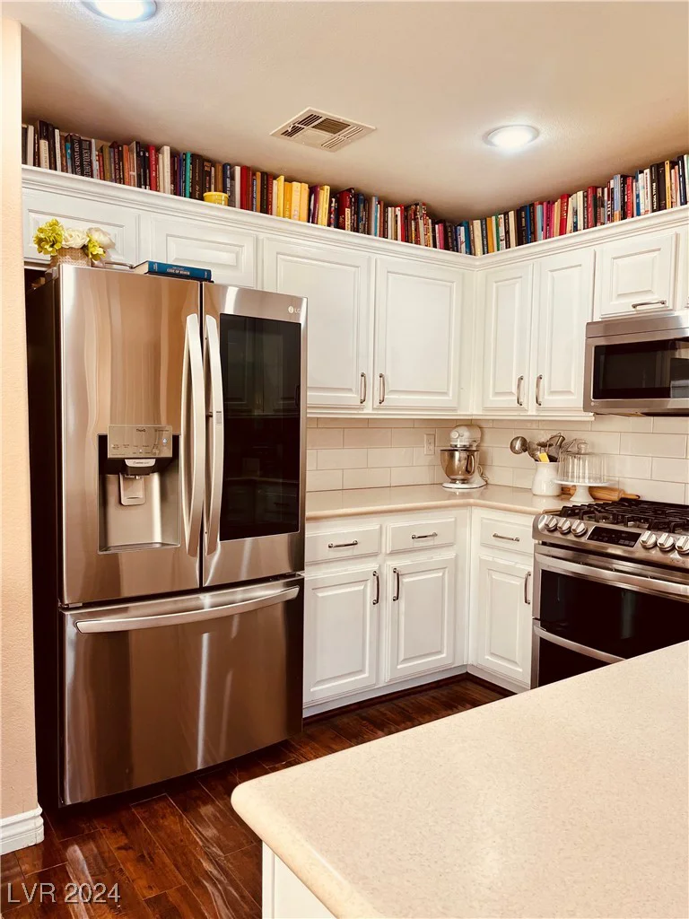 9927 Copano Bay, Las Vegas, NV 89148